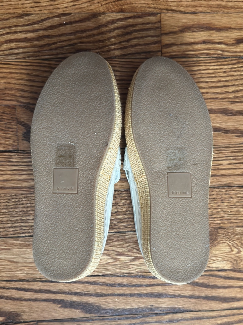 Dolce Vita Size 8 Platform Cream Loafers - Picture 4 of 5